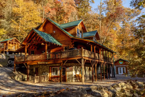 Riverfront-3 Luxury Homes on 500 Acres incl 5BR/3BA + 3BR/3BA + 2BR/2BA -Group A