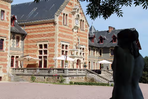 LUXURY RENOVATED CASTLE BEGUIN, photo 3