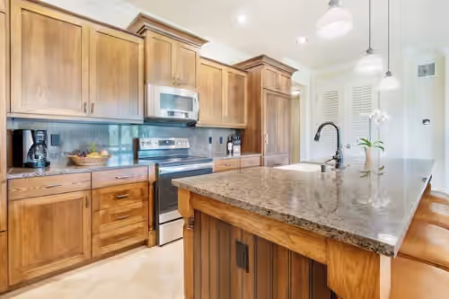 6BR/6BA Luxury Villas w Pool, A/C, Walk to Beach, photo 3