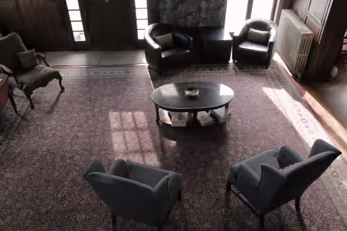 Main living room area at Waterfront Retreat Center for Health & Wellness