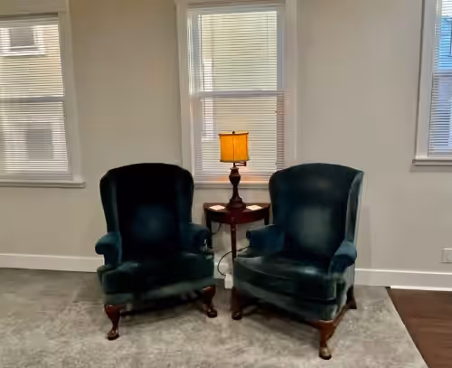 1890's Craftsman Home 5BR 4BA, Sleeps 16+ w 6 TVs, photo 3