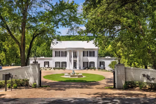 Street view of the mansion at The Belle Rive Mansion