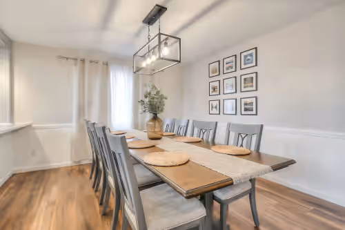 6 BR w/ Steam Shower & space for everyone, located in the heart of the valley, photo 4
