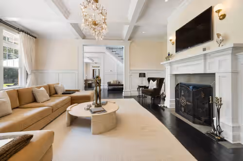Tranquil retreat in the heart of Sag Harbor, 6 bedroom 11,000 sq ft home, photo 2