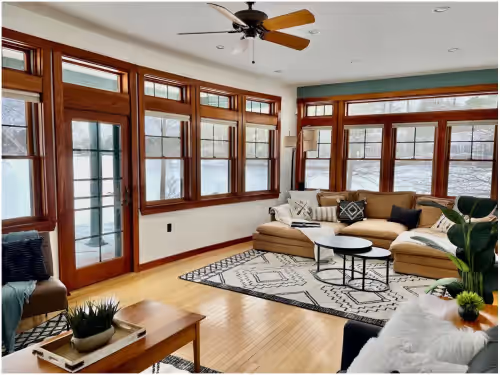 Find Your Bliss at this Private and Captivating Lakeside Retreat, photo 2