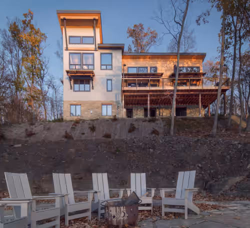 Property grounds at Spectacular Sunsets, Private Setting