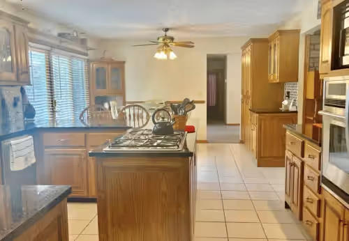Spacious Lake house with Double Boat Dock & Gently Sloping Lot, photo 2