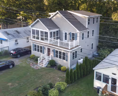GREAT FOR FAMILY REUNIONS!! SECOND FLOOR SCREEN PORCH
GREAT FOR WEDDING WEEKEND