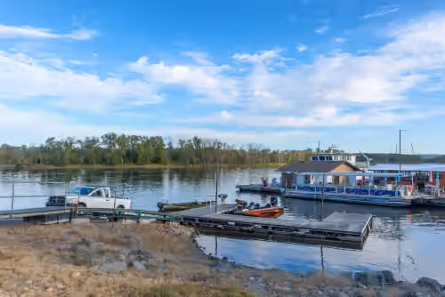 Water Street Lodge! Waterfront 4 Bedroom, 4 Bath, Sleeps 12, photo 5