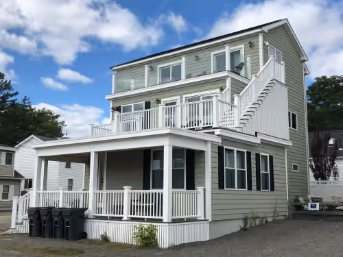 OCEAN VIEW CRASHING WAVES STUNNING SECOND FLOOR KITCHEN/LIVING ROOM 8 BED 4 BATH, photo 2