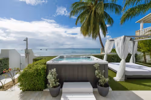 Luxury Beachfront Villa Cook & Housekeeper included, photo 2