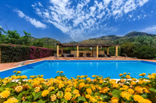 Princely charme Relais-Taormina-spectacular garden-2 pools-Etna view-beach 2 kms
