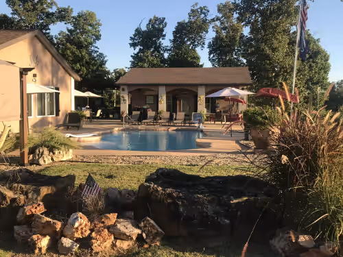 HEATED POOL Grand Serenity is your Oasis on South Grand