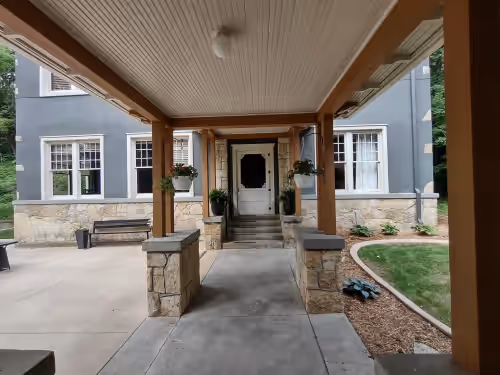 Entire Restored 10 bedroom Hotel! Located on 62 acre resort, photo 4