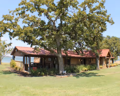 60-Acre Rustic Elegance, photo 3