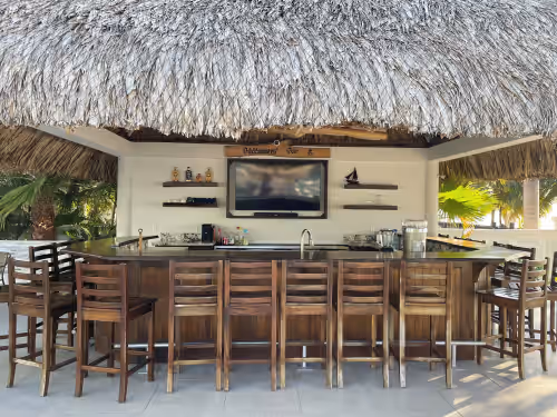 Bar (on property) at BLUE DIAMOND TRANQUILITY RESORT-Private Luxury Villa