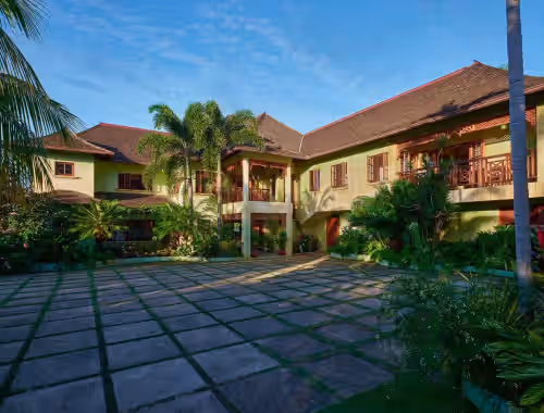 Whispering Waters Villa- Exclusive Beachfront Retreat. Pool, & Spacious Terraces, photo 2