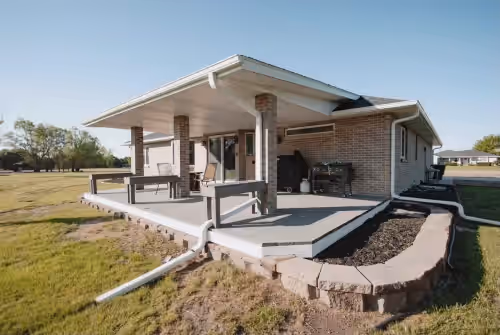Terrace/patio at Peaceful neighborhood OUTSIDE of Kearney and one of the LARGEST homes available